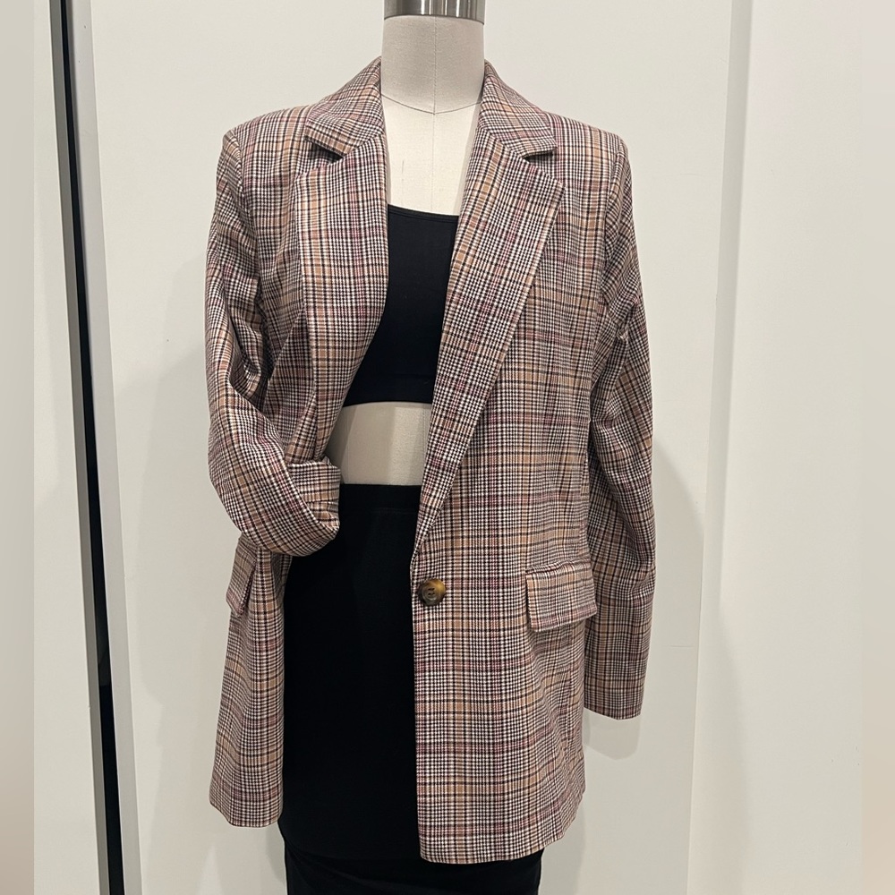 SO Plaid blazer